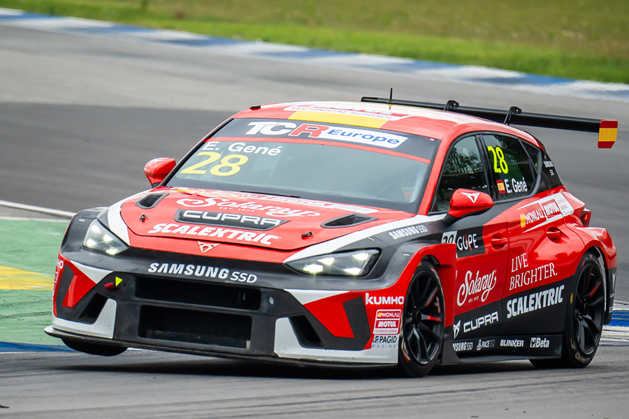 Eric Gené joins in Valencia with Monlau Motorsport - FIA TCR World Tour