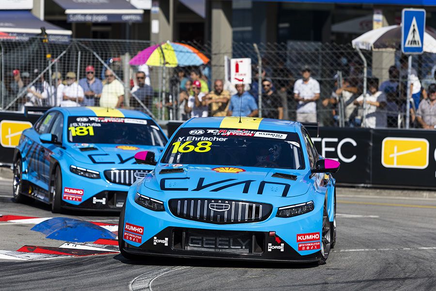 Yann Ehrlacher is fastest in the second practice session
