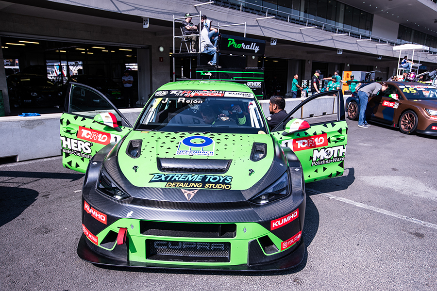 Guerrieri and Rejón revel with first poles of the year in Mexico City