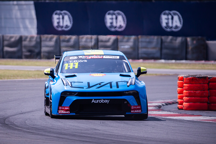 Thed Björk inherits win following Ehrlacher’s penalty