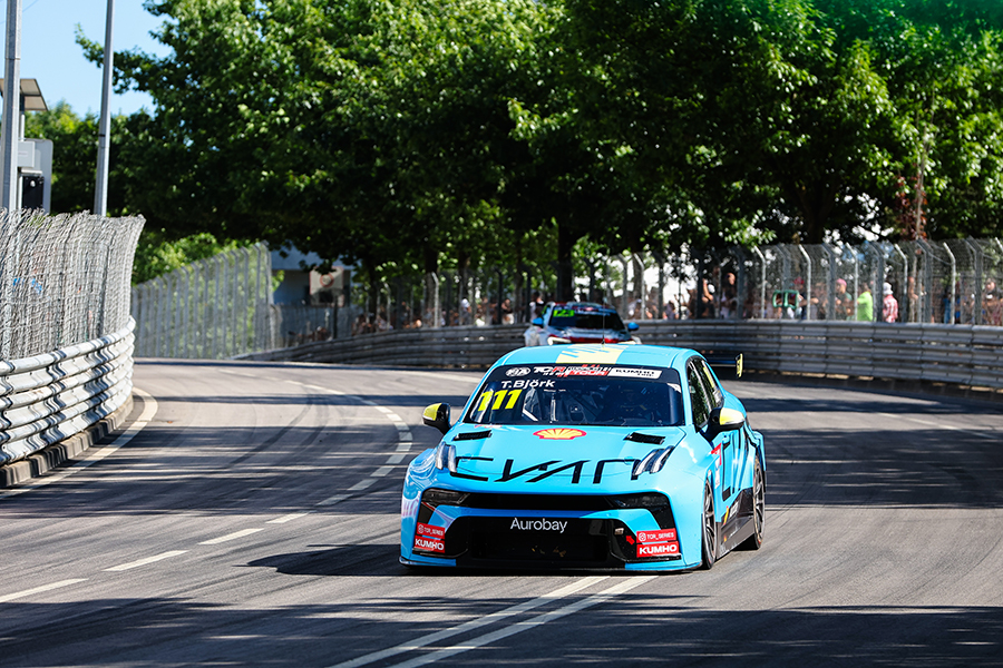 Cyan Racing's domination continues with Björk and Ma