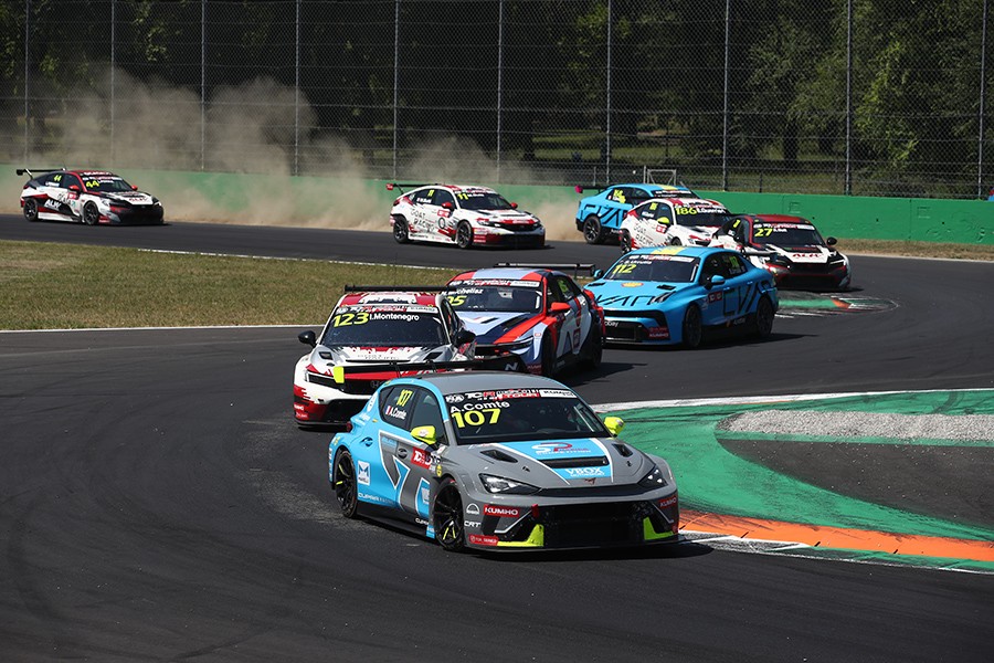 The CUPRA Leon is named 2025 TCR Model of the Year