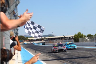 Teddy Clairet fends off Ma Qing Hua for maiden victory