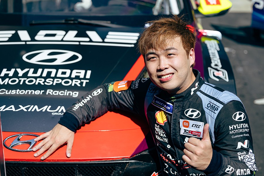 Lo Sze Ho and Junesung Park return to the TCR World Tour